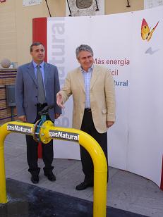 El alcalde, Pedro Álvarez, anuncia que Gas Natural dará servicio en un plazo de tres años a más de 13.000 ciudadanos